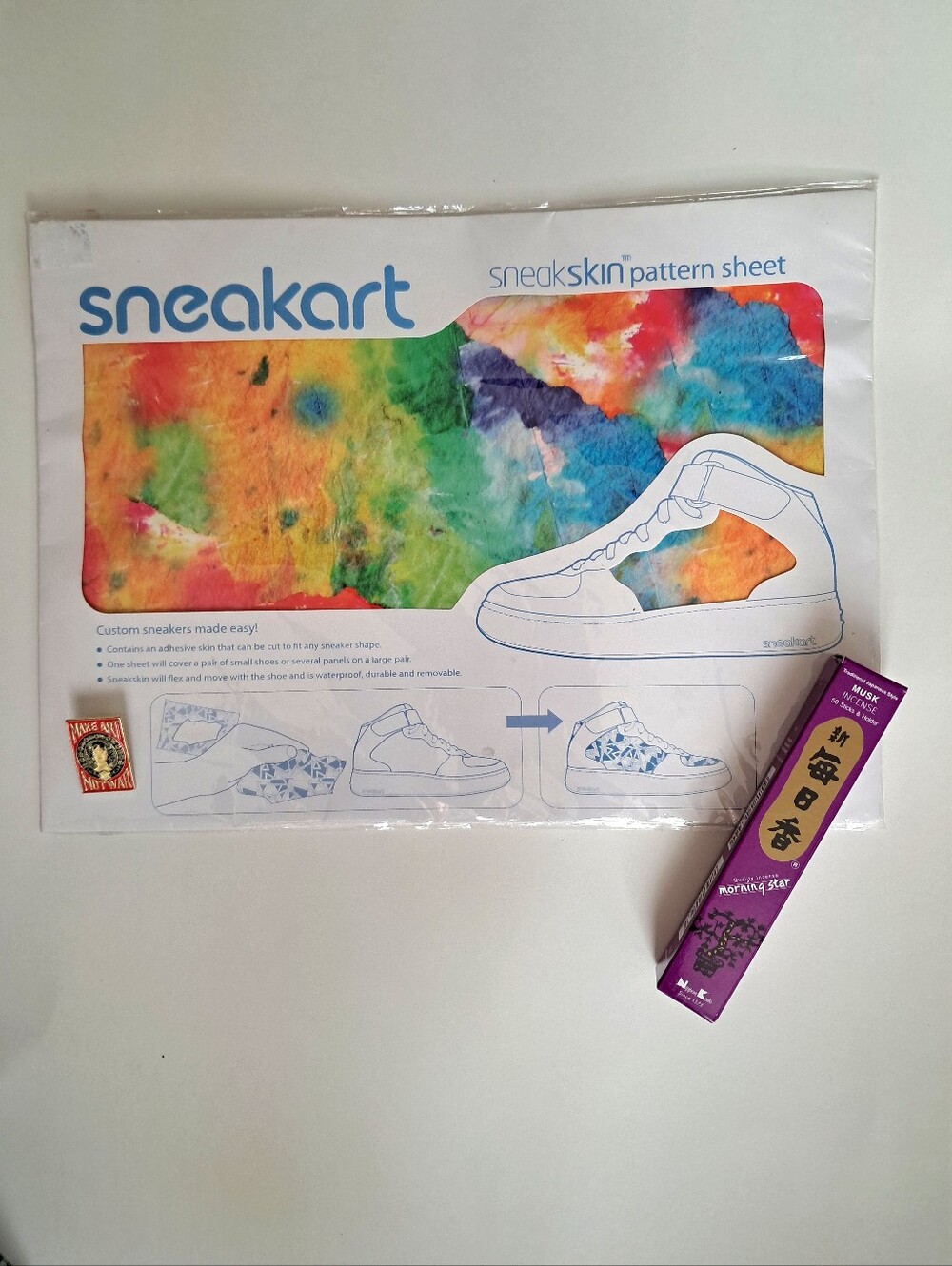 ART LOVER Bundle Make Art Pin Sneakart Sneakskin Stick On Art Morning Star Musk